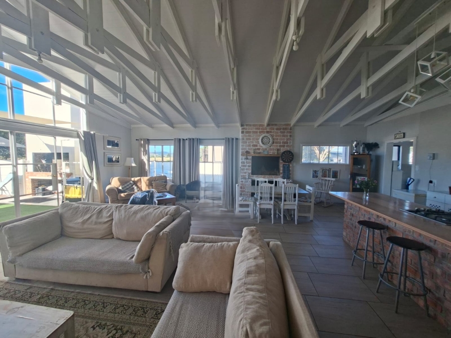 3 Bedroom Property for Sale in Riverside Western Cape